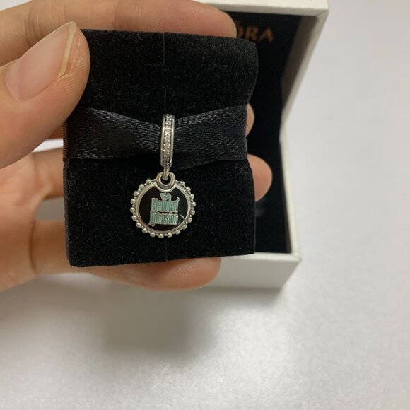 Pandora Halloween 2023 Haunted Mansion Hitchhiking Ghosts Charm - Picture 2 of 4